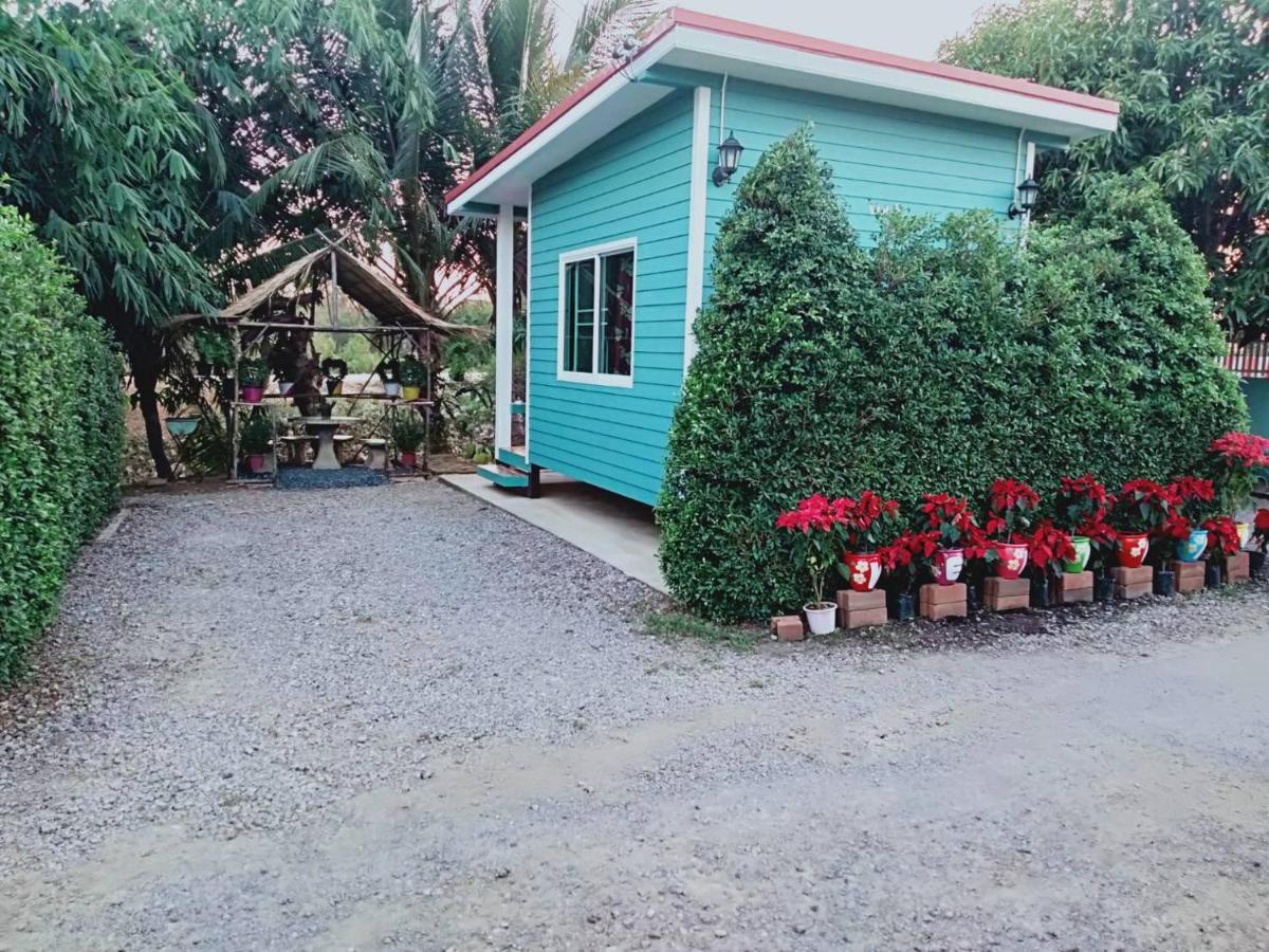 In Love Resort Chainat Ngoại thất bức ảnh