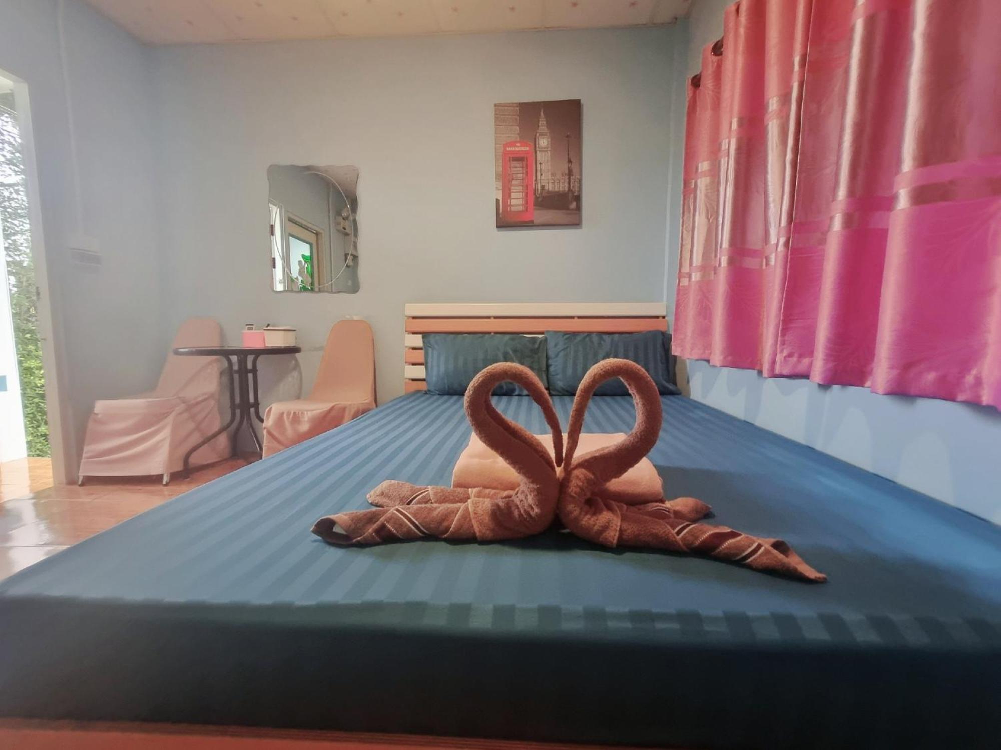 In Love Resort Chainat Ngoại thất bức ảnh