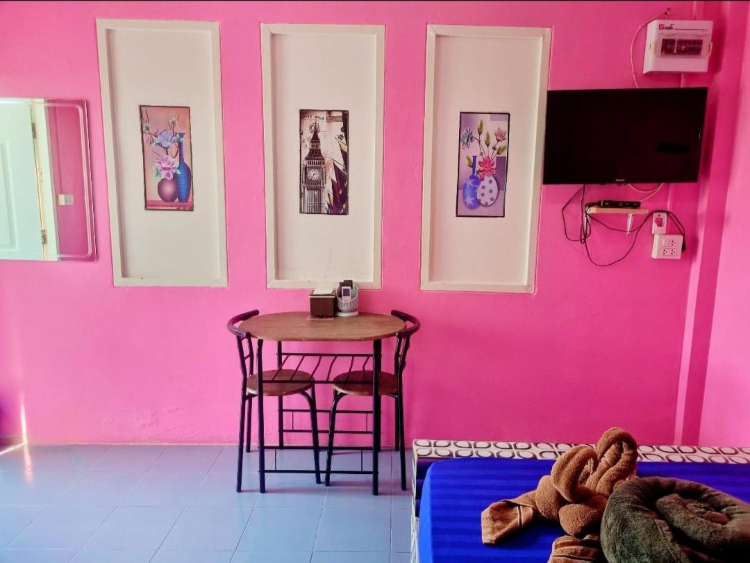 In Love Resort Chainat Phòng bức ảnh