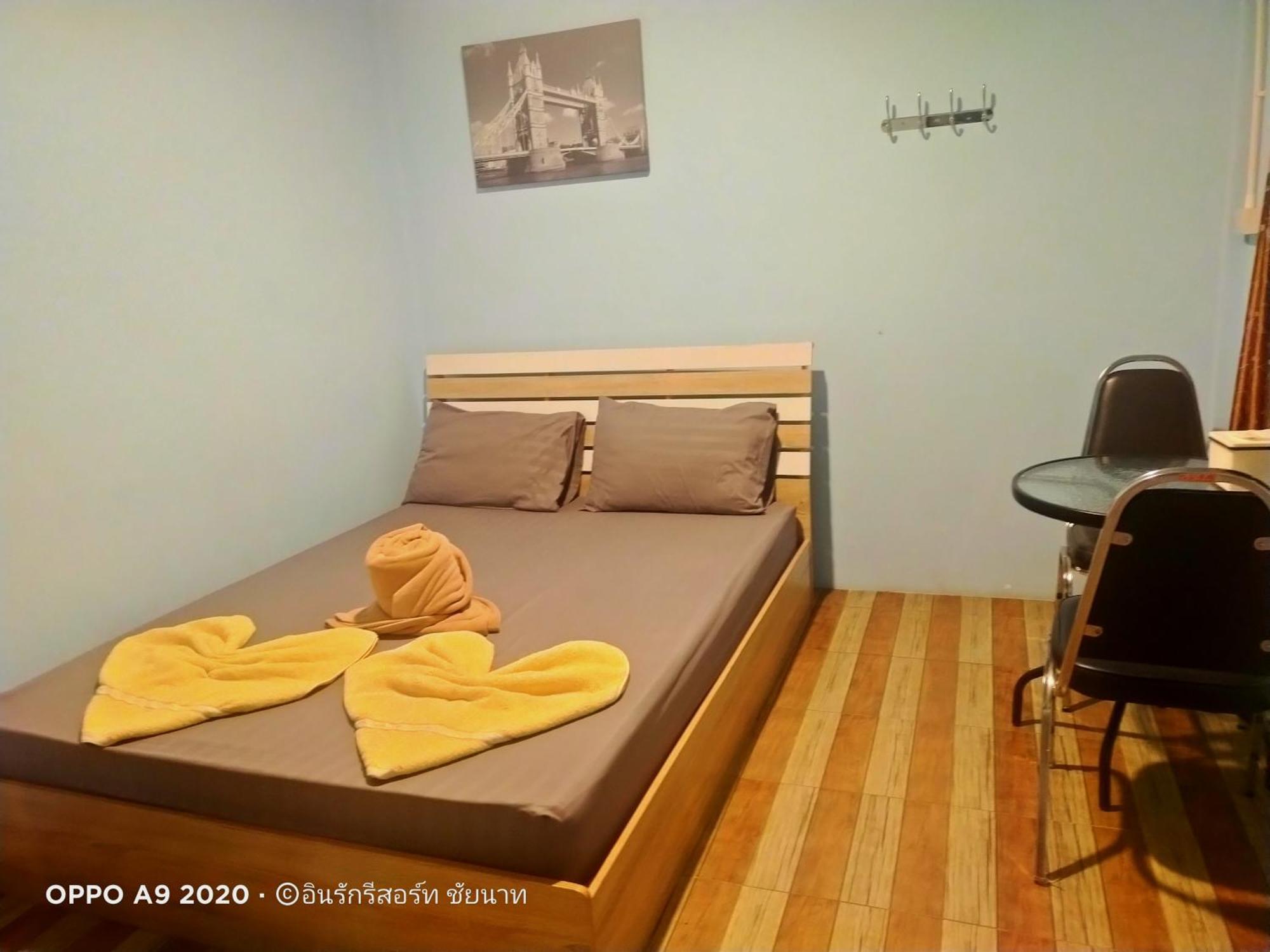 In Love Resort Chainat Phòng bức ảnh