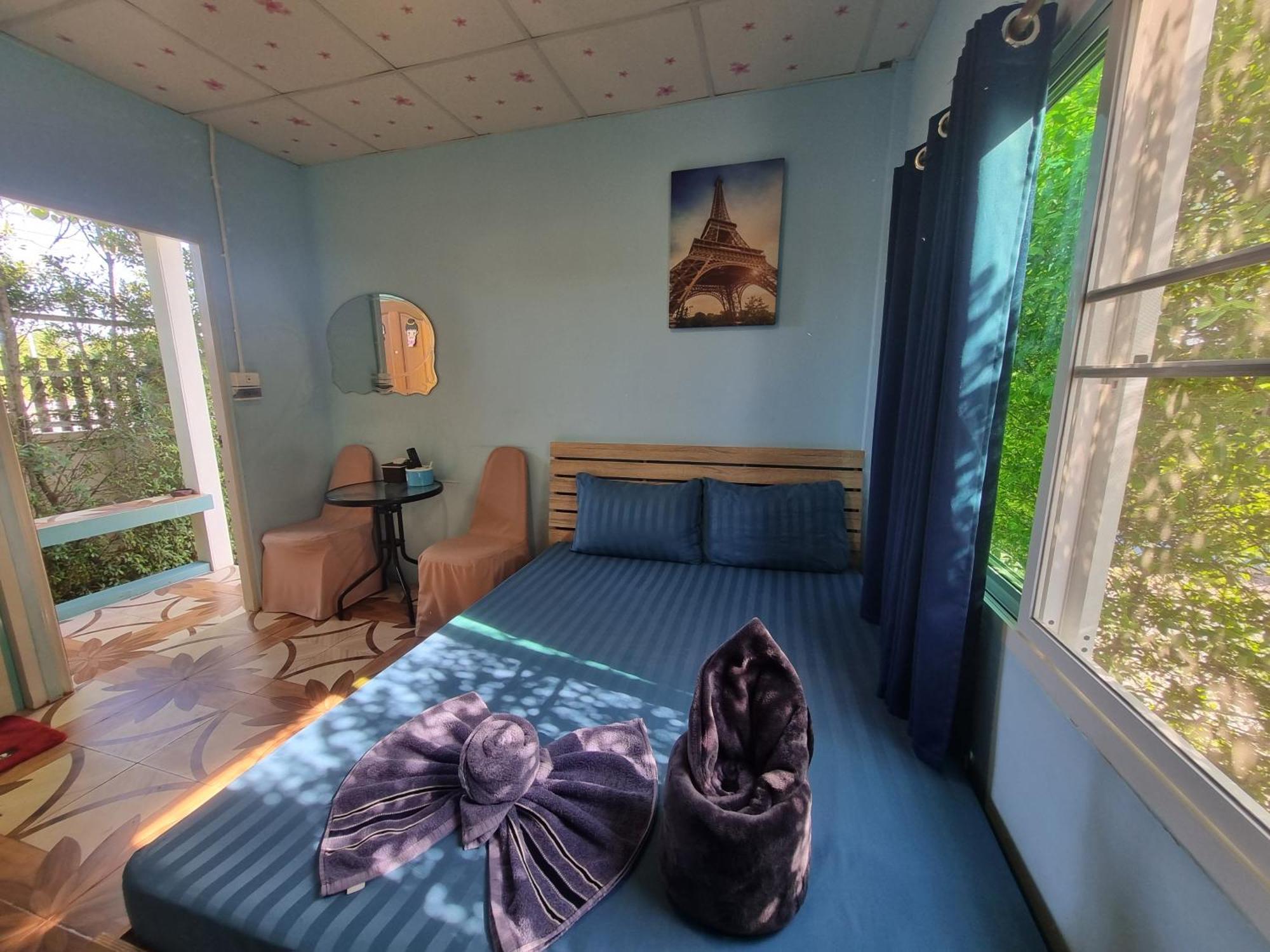 In Love Resort Chainat Ngoại thất bức ảnh